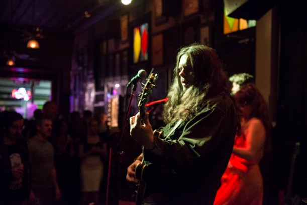 The Sundresses doing their thing. 