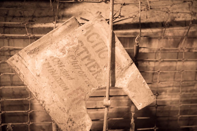 There chiropractors in the early 1900's?! This might not be authentic historic trash. 