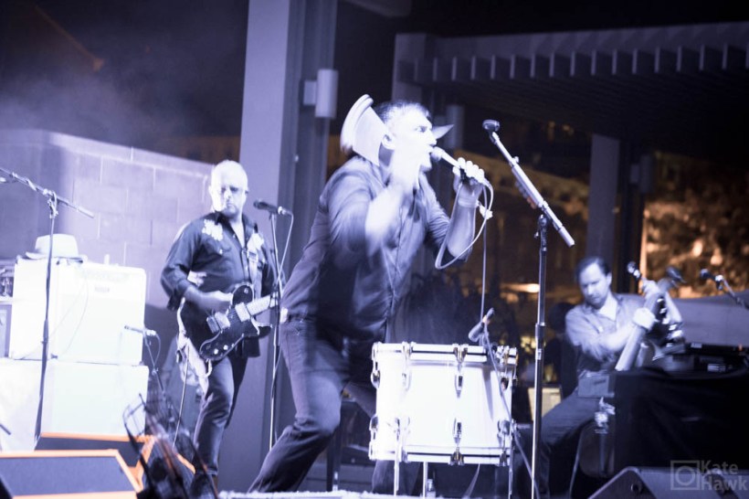 Greg Dulli, part-time drummer. 