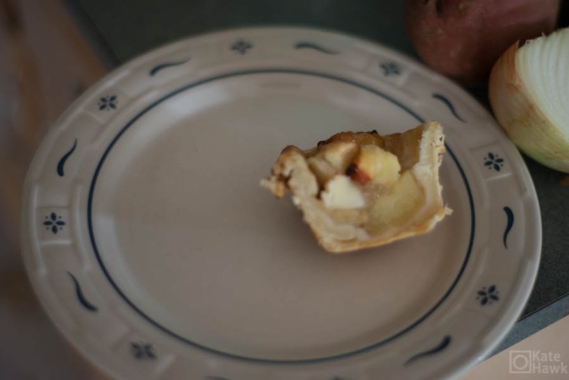 This is the apple hand pie in cross section. 