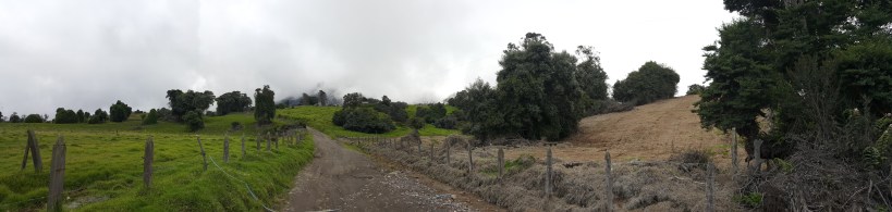 Dirty roads around the top of Turrialba.